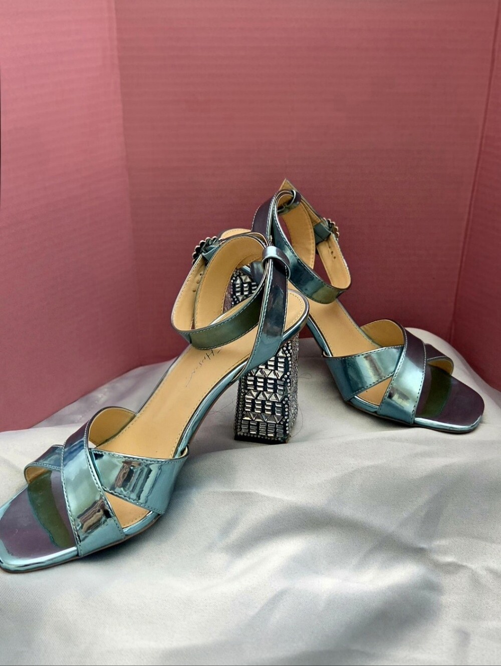 Betsey Johnson Size 8 Metallic Blue Rhinestone Block Heel Sandals